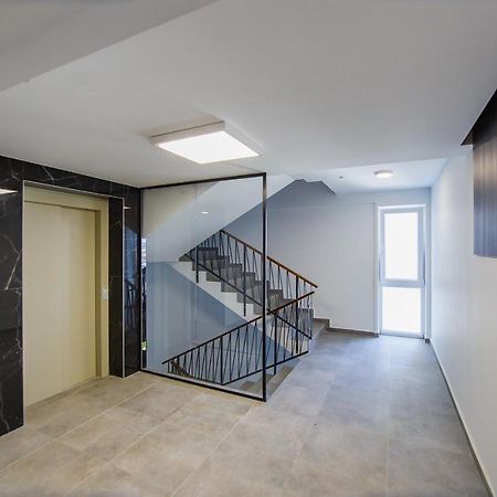 Duo Vibe Apartment Oradea Exterior photo