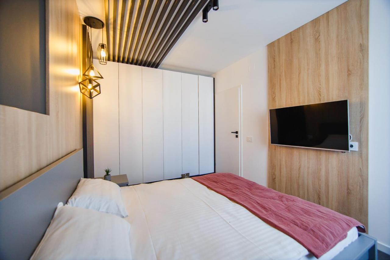 Duo Vibe Apartment Oradea Exterior photo