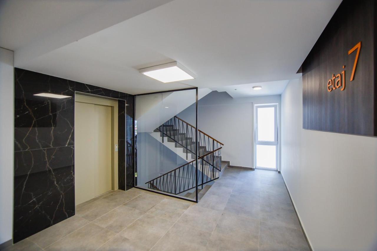 Duo Vibe Apartment Oradea Exterior photo